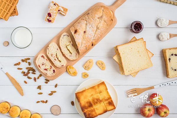 按照目前市場上的培訓(xùn)學(xué)校來說學(xué)習(xí)面包需要多少錢？